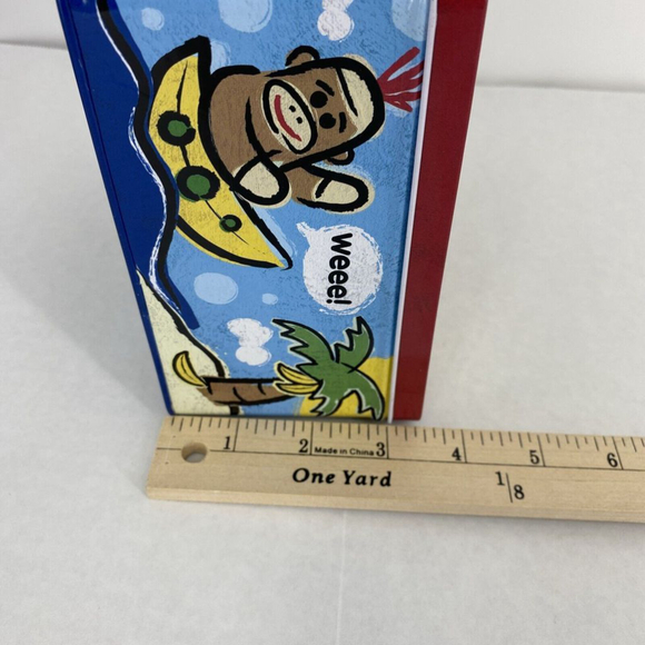 Schylling 2008 3D Sock Monkey Metal Lunch Box EUC Collectible Keepsake Box - Picture 10 of 11